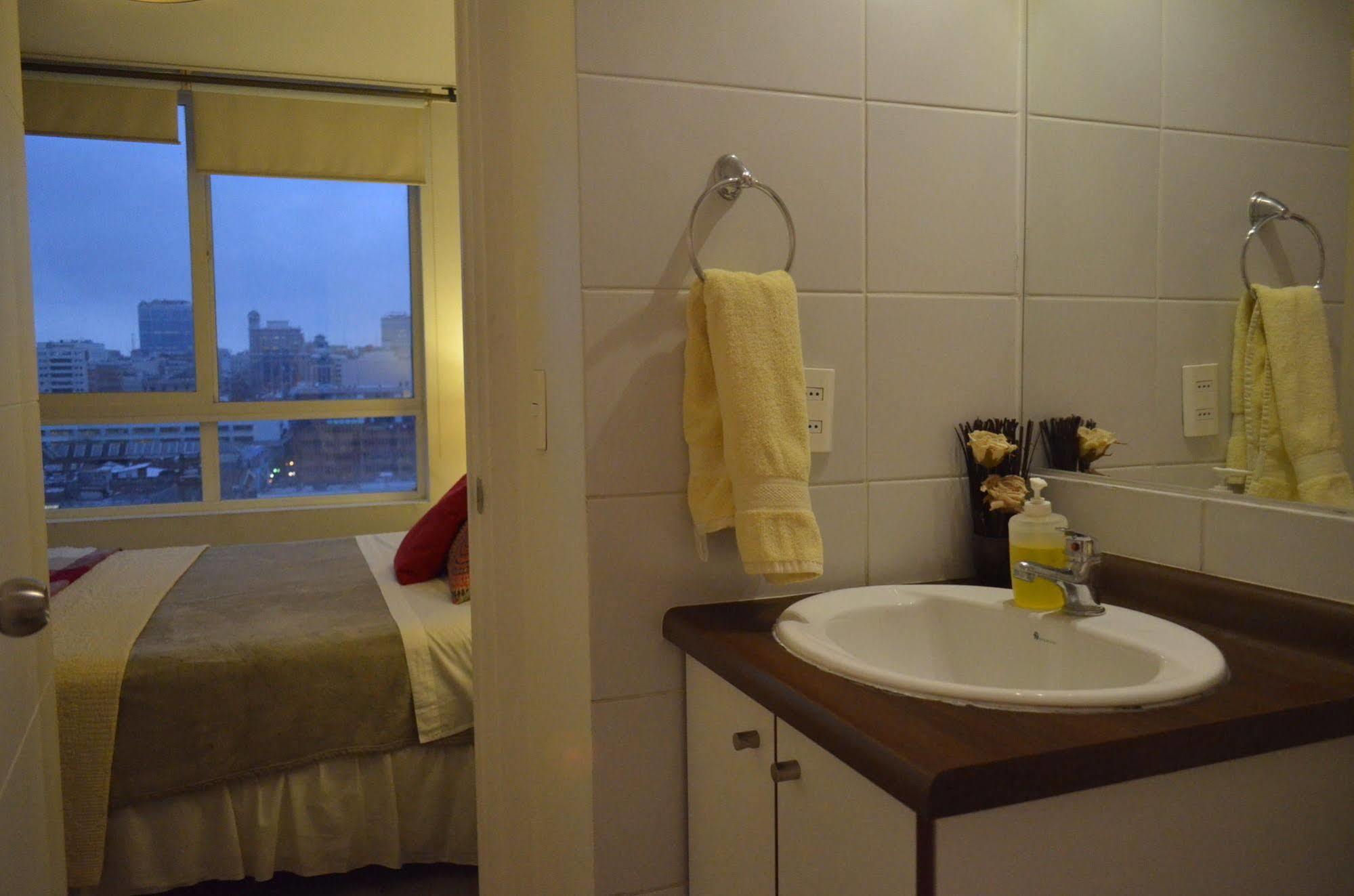 Stgo Centro, Departamentos Amoblados Paz Apartment Santiago Luaran gambar